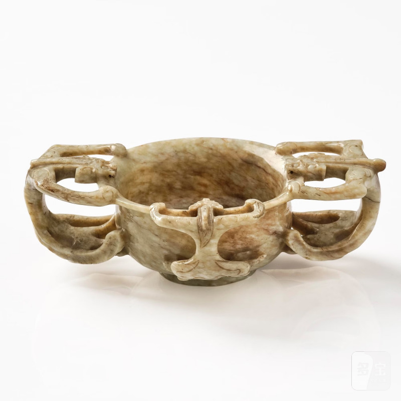 A large 'chicken-bone' jade chilong cup, - 图5
